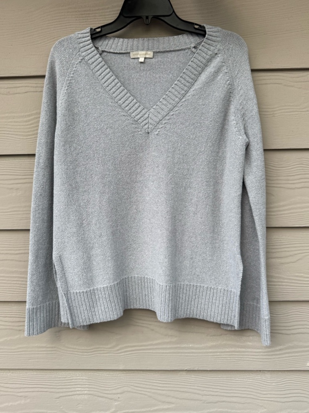 Ann Mashburn Light Gray V-Neck Women's Sweater